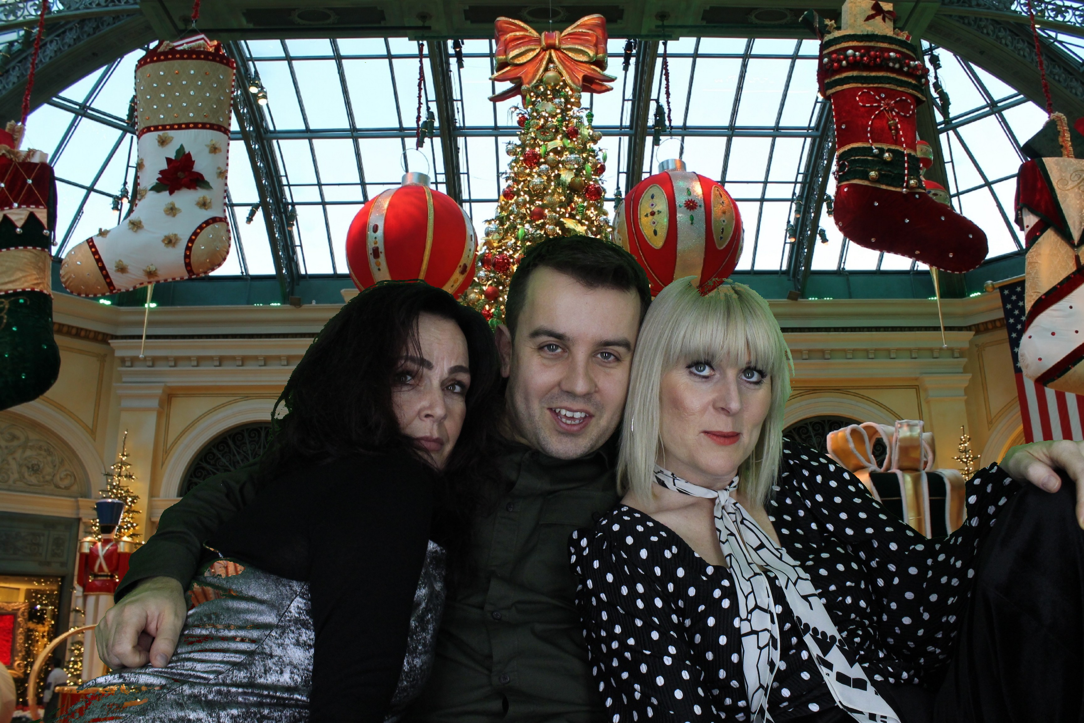 Guardian Christmas Party | View more photos from the event at gallery.myphotoboothexperience.co.uk/u/MyPhotoBoothExperienceLtd/Guardian-Christmas-Party